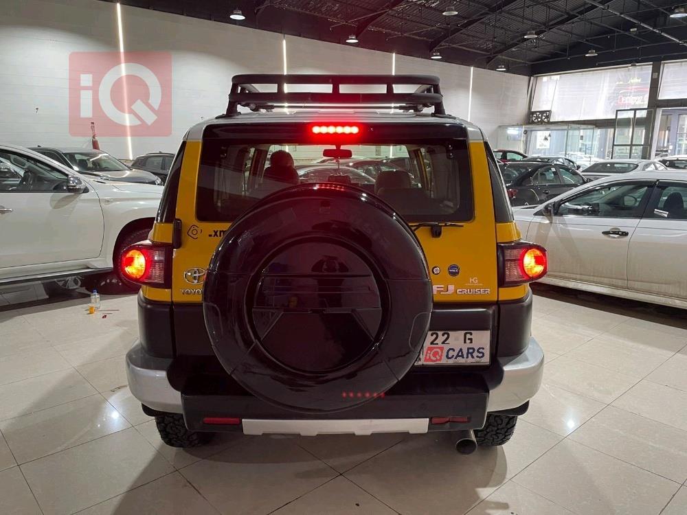 تويوتا إف جي كروزر